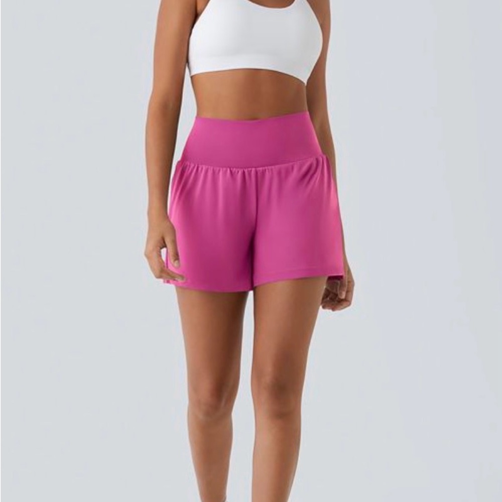 NWT HALARA Women's Athletic Pink softly zero 2:1 airy yoga 5” shorts.